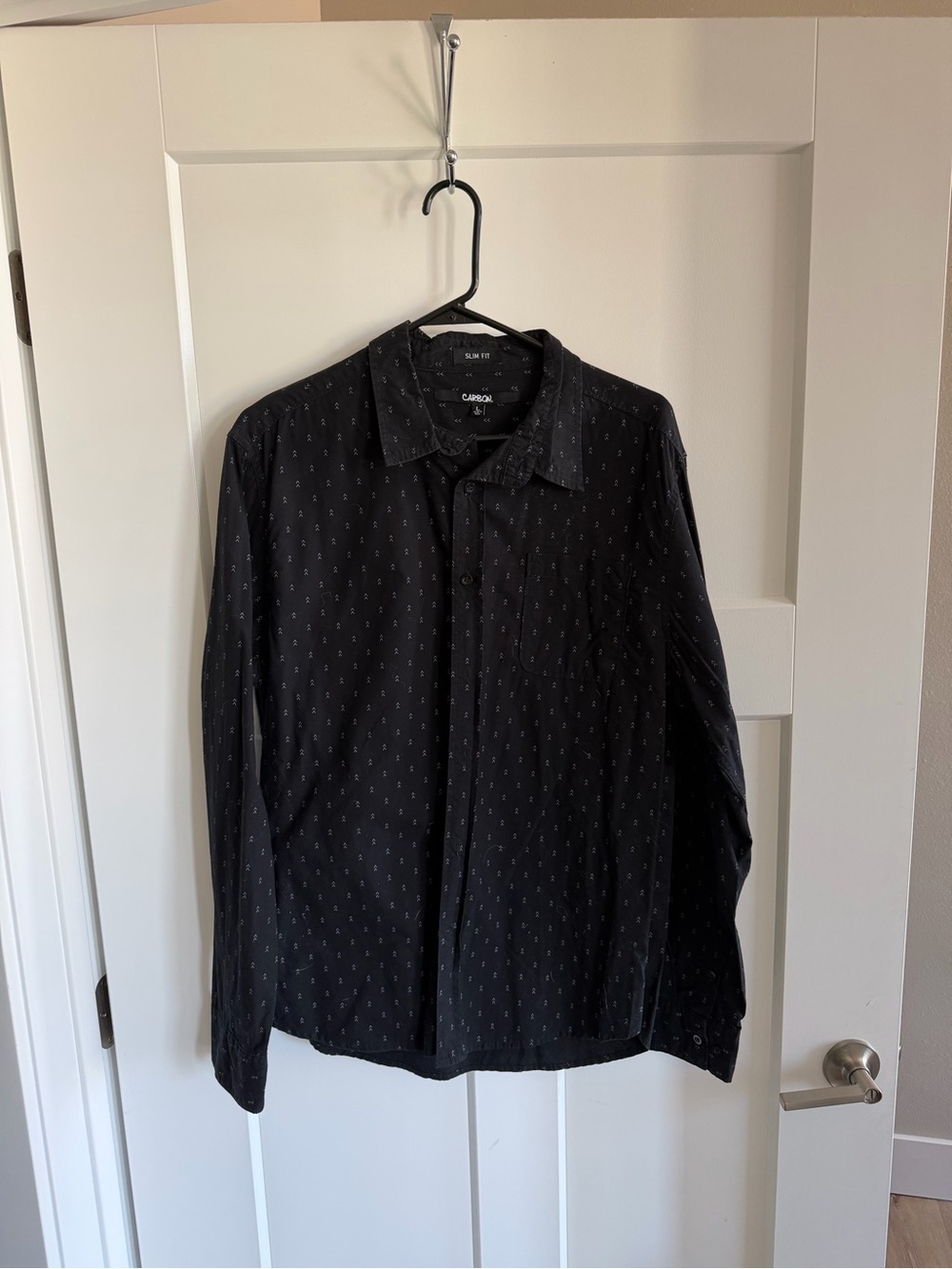 Black Slim Long-Sleeve Button-Up Shirt
